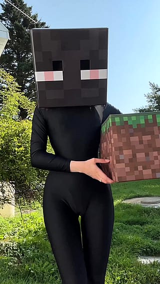 Enderman (Miamiaxof) [Minecraft]'