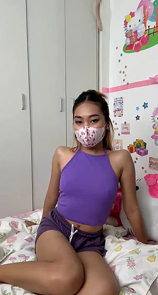 Is this big for a asian bae? I know you would suck it any way. Please, I’m waiting daddy'