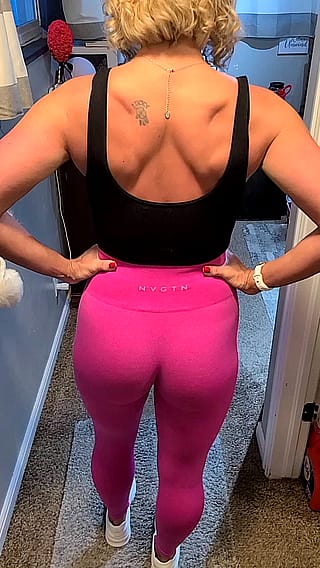 GymOutfit T&A Flashing ❤️ 🍑😘'