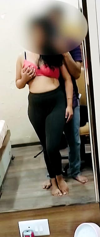 Wife getting groped pt 1'