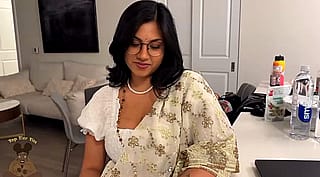 who is this desi girl with huge tits and a source ?'