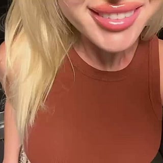 Blonde Teen Sharing Her Tits on OnlyFans'