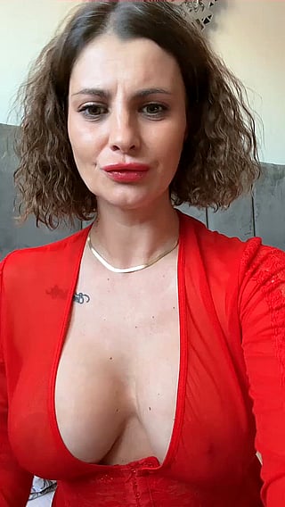 Big Tits Looking for Fun: Amateur Video'