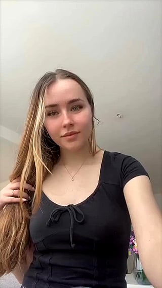 Awesome Babe - TikTok Thot, Pawg, Thot'