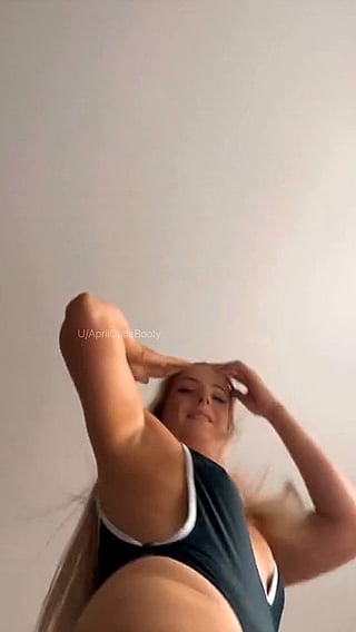 Smother Your Face with This Pawg's Thick Thighs'