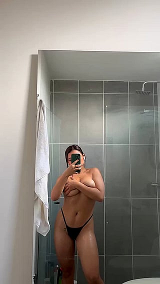 Hop in the Shower with Me: Big Tits Amateur'