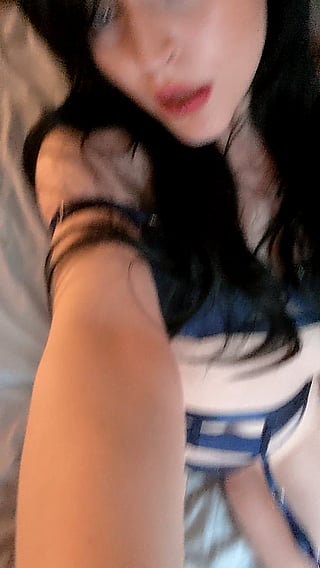Thick Cock Lover: Amateur Big Tits and Ass'