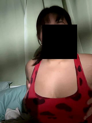 Squishie Teen Boobs GIF: Thick Tits, Titties, and Titty Fucking'