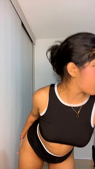 Too Thick or Just Right: Amateur Big Tits'