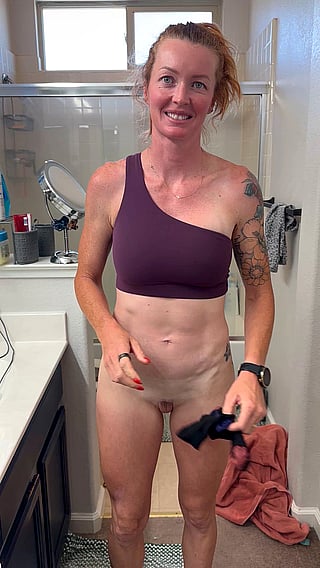 Get Naked and Feel the Post-Workout Glow: A MILF's Big Tits and Ass Show'