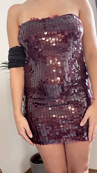 Bouncing Tits in a Party Dress'