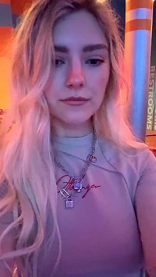 Eva Elfie: The Ultimate Babe'