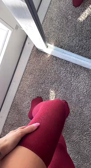 Dinner Time with Big Tits MILF'