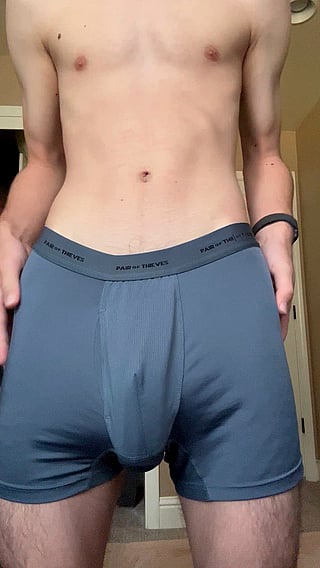 19-Year-Old Hung Dude Reveals His Big Dick'