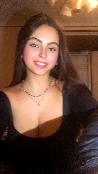 Big Tits on TikTok: Ana17mariaa's Sizzling Hot TikTok Link!'