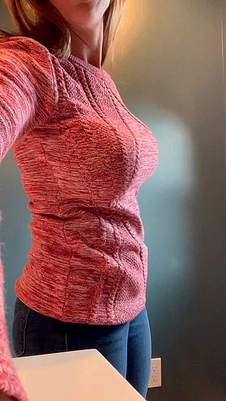 Real Mom Turned Seductress: Big Tits, Boobs, and Curvy Body'