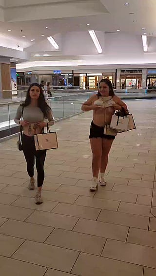 Mall Titties: Amateur, OnlyFans, Teen'