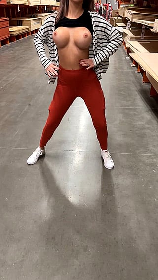 Busty Babe Flashes Her Boobs in Home Depot'