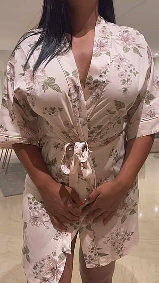 Fuck a 43yo Wife: Boobs, Booty, MILF'