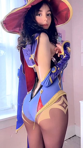 Cute Asian Cosplay: Mona's Solo TikTok'