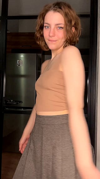 Sizzling Striptease: This Babe's Got the Goods on Her Free OnlyFans Link!'