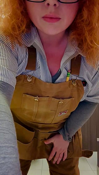 Chubby Redhead Worker's Happy Friday Video'