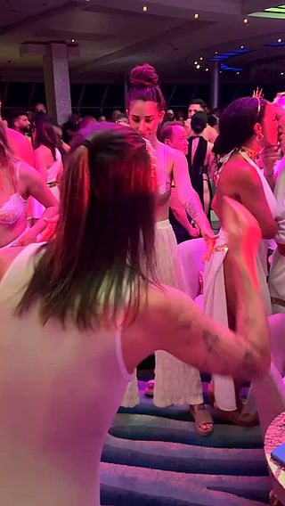 Wild Party with Naked Girls and Pussy'