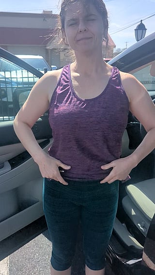 MILF Flashing Boobs in Public: Running Errands in Style'