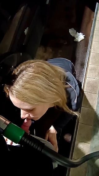 She Sucked Him Off at the Gas Station - Amateur, Ass, Cumshot'