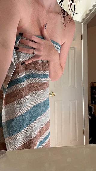 Join the Neighbor's Wife for a Wild Night: Amateur, Boobs, Bubble Butt, MILF, Pale, Pussy, Round Butt, Tits'