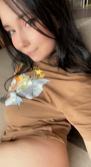 Do You Eat Ass? Amateur Teen Gets Real About Her Pussy'
