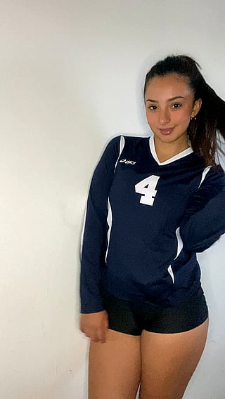 Cheerleader 18F: Would You Fuck Her?'