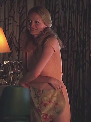 [topless] [bush] Heather Graham - Boogie Nights (1997)'