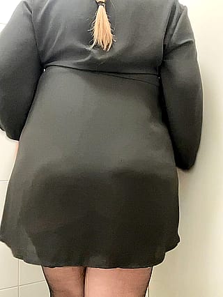 I just realised my coworkers might see my ass trough this dress lol'