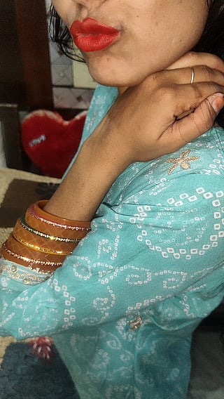 Punjabi Pussy: Desi Bending Over'