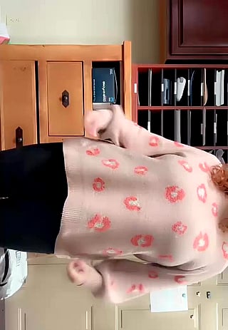 Big Tits Bouncing: A Receptionist Fantasy'