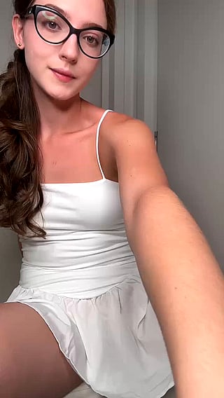 Honest Opinions: Does My Cunt Look Beautiful or Ugly?'