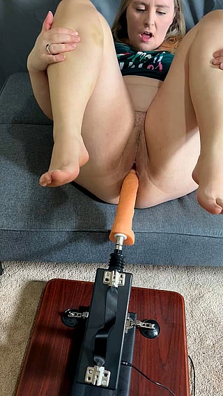 Creamy Pussy Rubbing: A Chubby BBW's Delight'