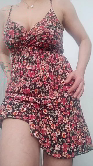 My Hips Are Moving Well Today: A MILF's Amateur Pussy Show'