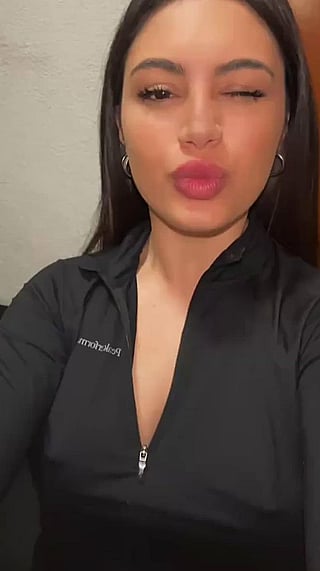 I Went to School Without a Bra, Bad or N?'