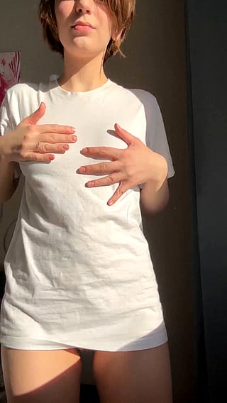 Be honest, does the fit look better on or off'