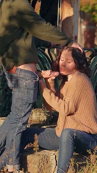 Public Blowjob: A Sensual Amateur Experience'