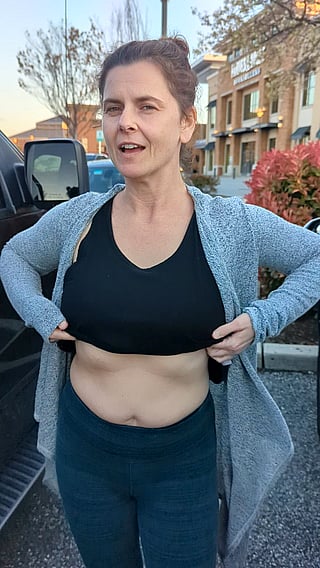 Woman Flashes Breasts in Mall Parking Lot - Happy Easter Everyone!'