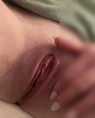 What’s the first thing you’re doing to my married pussy?'