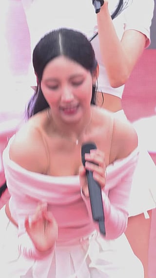 Big Tits, Boobs & More: 'LIGHTSUM Chowon''