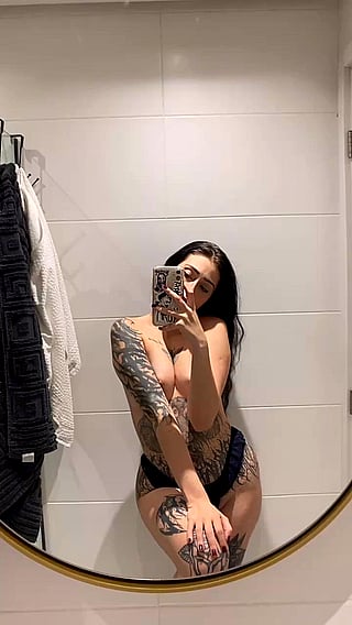 Share My Nudes: Amateur Teen Boobs & Pussy'