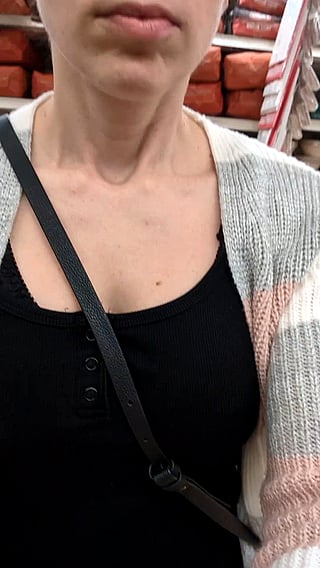 Petite Booty Pornstar Plugging at the Grocery'