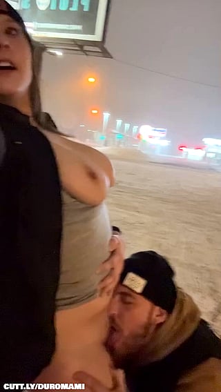 She loves all that attention: Real couple gets freaky in the bathroom'