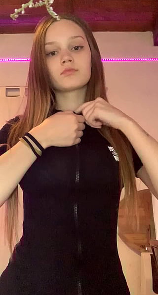 First Time Showing Myself N De - Amateur, Big Tits'