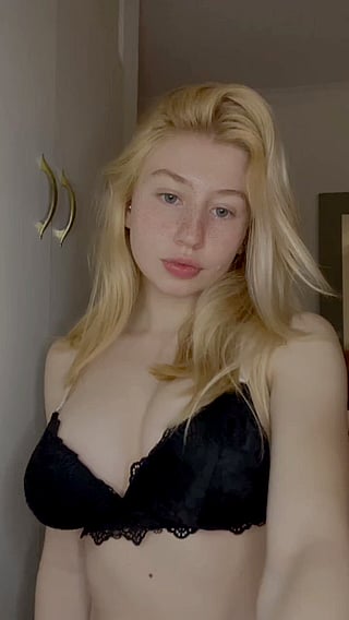 Blonde 18 year old looking for older guys to fuck her - OnlyFans, Big Tits, Teen'